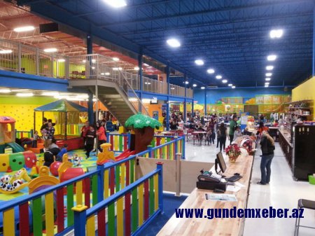 "Megafun"da helium şarları partlayıb, 6 nəfər xəsarət alıb