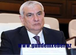 Kamal Abdulla Əvəz Zeynallını məhkəməyə verdi – ADU ətrafında yeni qalmaqal