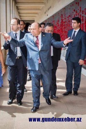 Xanlar Fətiyev Avstraliyalı deputatları necə tora salıb? - FOTOLAR