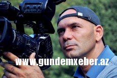 Tanınmış jurnalist yolda hücuma məruz qaldı, bədən xəsarəti aldı