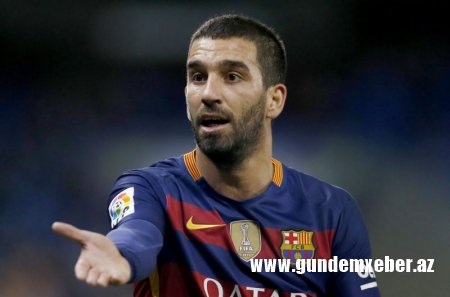 Məhkəmə Arda Turan barədə həbs qərarı çıxardı