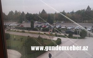 İCRA BAŞÇISININ 2000 MANAT AYLIQ HAQQI ÇATMADIĞINDAN, BAŞ HƏKIMI IŞDƏN ÇIXARTDIRDI - VİDEO FAKT