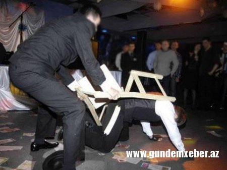 Bakıda dəhşətli qətl: çay evində çaydanla döyülüb öldü