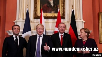 Merkelin miqrant sazişini qoruyub saxlamaq məqsədilə Türkiyəyə səfər etməyi planlaşdırdığı deyilir