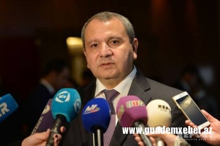BDU rektoru tələbələrlə bağlı məsələyə münasibət bildirib