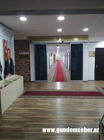 ''Azərbaycan” nəşriyyatından REPORTAJ - FOTOLAR