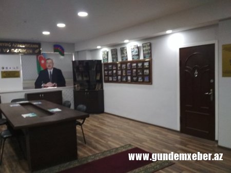 ''Azərbaycan” nəşriyyatından REPORTAJ - FOTOLAR