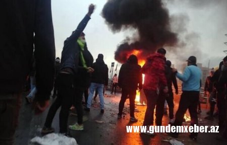 BMT komissarı İranda nümayişçilərin necə güllələndiyini nümayiş etdirdi