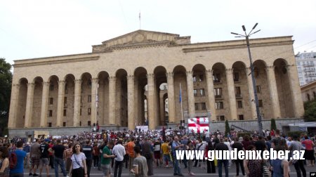 ABŞ Gürcüstanı demokratiya və qanunun aliliyini möhkəmləndirməyə çağırır