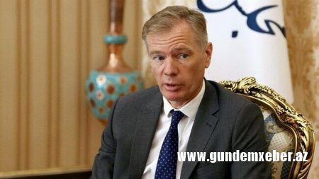 Böyük Britaniyanın İrandakı səfiri ölkəni tərk edib