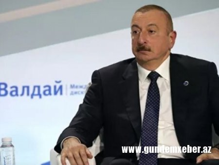 İlham Əliyev Rusiyada hökumət dəyişikliyini şərh etmədi
