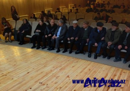 Seçicilər namizədin təbliğatını baykot edərək fiaskoya uğratdılar - FOTOLAR