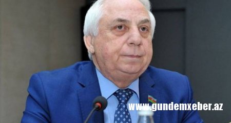 Hadi Rəcəbli seçicilərə 20 manat pul və yağ paylayır