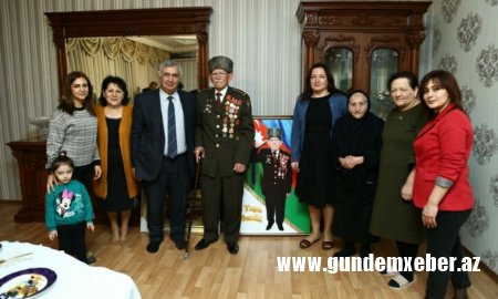 GƏNCƏDƏ MÖHTƏŞƏM ÜÇLÜK ...