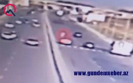 Keçmiş yol polisinin 17 yaşlı qızı vurma anı - VİDEO