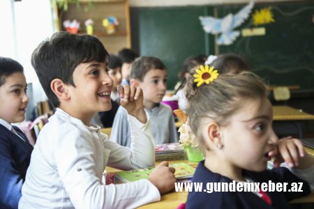 Gürcüstanda məktəblərdə vaxtından əvvəl tətil elan olundu