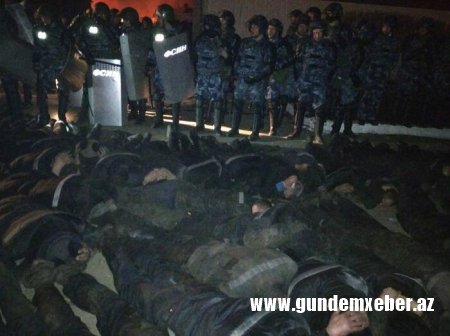 Rusiyada üsyan: Məhkumları saxlamaq olmur