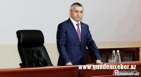 Sabunçu rayon icra başçısı Adil Vəliyev evinin qarşısında post qurdurub - FOTOLAR