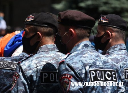 Ermənistanda fövqəladə vəziyyət rejimi ilin sonunadək uzadılacaq