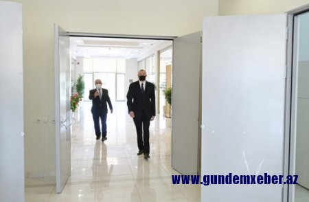 İlham Əliyev Bakıda yenidən qurulan yarımstansiyanın açılışında   - FOTO