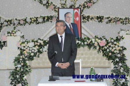 İCRA BAŞÇISI BÖYÜK QARDAŞINI DÖYDÜ - Azərbaycanda şok olay