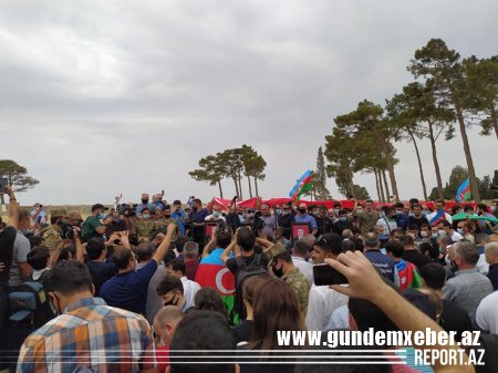 Şəhid general və polkovnik dəfn olundu - FOTOLAR
