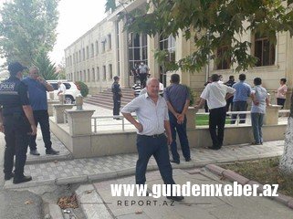 İcra başçısı, müavini və şöbə müdiri saxlanılıb
