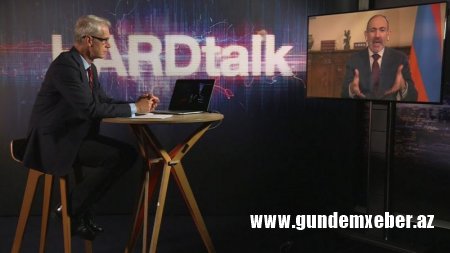 Nikol Paşinyan BBC-yə müsahibəsində  jurnalistin suallarından yayınmağa çalışır - Stephen Sackur: Siz "üzr istəyirik" deməyə hazırsınızmı?