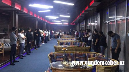 Karantin qaydalarını pozan restoranda 46 nəfər saxlanıldı - FOTOLAR
