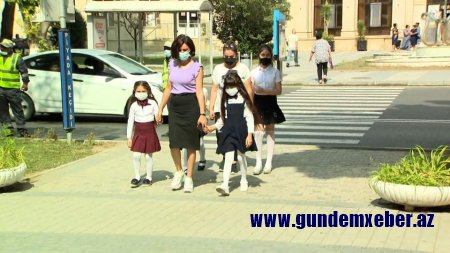 Sumqayıtda “Diqqət, uşaqlar!” adı altında məktəblərin ətrafında  yeni yol nişanları quraşdırılıb 