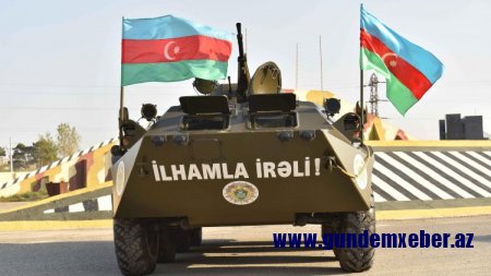 DSX-yə BTR-70M hədiyyə edildi (FOTO)
