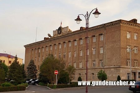 Erməni məmurlar başını götürüb qaçır - düşmən ölkədə xaos
