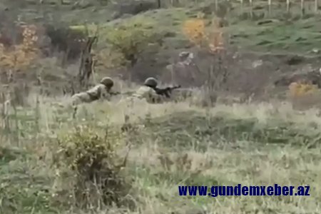 Şok video: Ağdamda döyüş mövqelərini tərk etmək istəməyən erməni silahlıları mühasirəyə alınıb