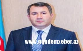 Qalmaqallı məmur işdən çıxarıldı (FOTO)