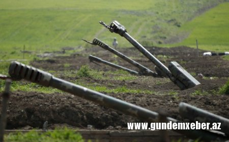 Düşmən üç rayonun kəndlərini artilleriya atəşinə tutur