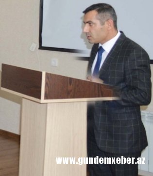 Gülməli hadisə: Təhsil müdiri müəllimdən qaçdı!