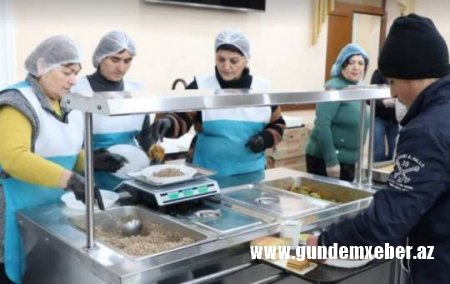 Paşinyanın arvadı Xankəndindəki ermənilər üçün  pulsuz yeməkxana təşkil etdi...