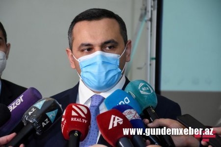 Zaur Əliyev və Ramin Bayramlıya COVİD-19 əleyhinə peyvənd vurulub