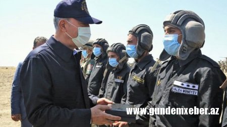 Baş leytenant Hulusi Akara söz verdi, torpaqları azad etdi və şəhid oldu - Bir fotonun tarixçəsi