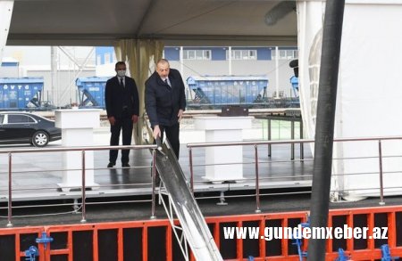 İlham Əliyev Sumqayıt Kimya Sənaye Parkında iki zavodun təməlini qoydu
