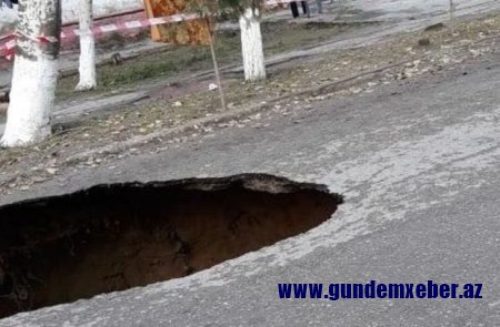 Bakıda yol çökdü: Araşdırma aparılır