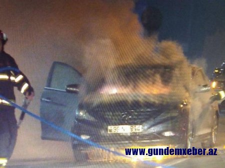 Bakıda Hyundai yandı