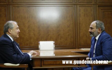 Paşinyan və Sarkisyan növbədənkənar seçkiləri müzakirə ediblər