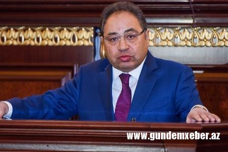 Abel Məhərrəmovun “usta”işi - hakim sabiq rektorun əleyhinə qətnaməni geri oxutdu