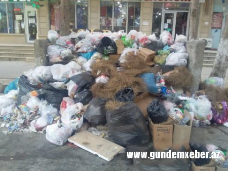Abşeron rayonu zibil poliqonuna çevrilir:məsul şəxslər isə ötü-ötür oyunu oynayır-FOTOLAR