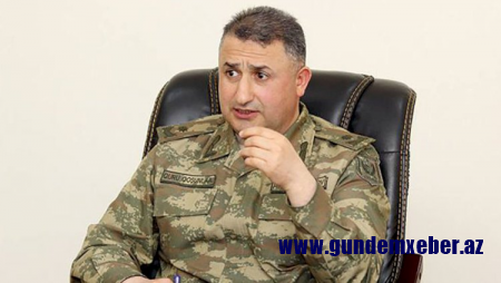 Məhşur general vəzifəsindən azad edildi