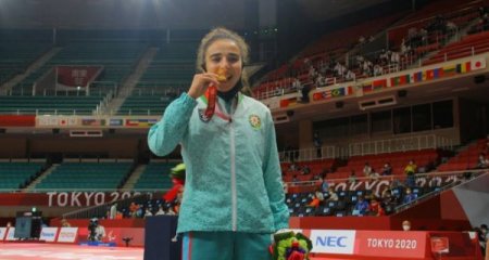 Paralimpiya çempionlarından ikisi Bakıya qayıdıb