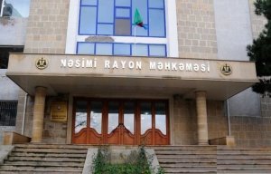 “Gəncə işi”nin müstəntiqi məhkəmə zalında həbs olundu