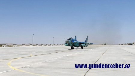 Azərbaycan və Türkiyə qırıcıları şərti düşmənin hədəflərinə zərbələr endirdi (FOTO)