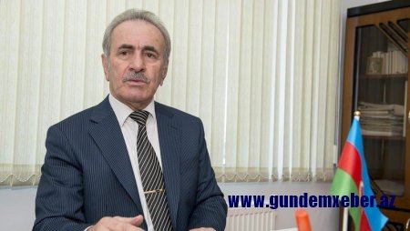 Xalq artisti komaya düşüb